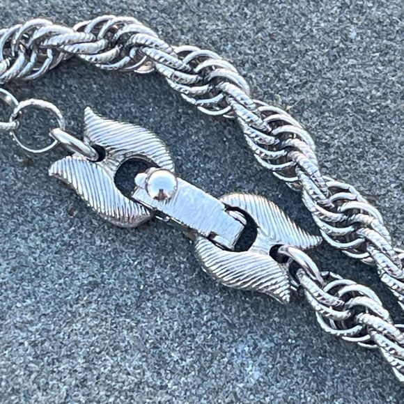 Monet Floral Mid Century Necklace Funky Avant Garde Sunflower pendant - Picture 7 of 9